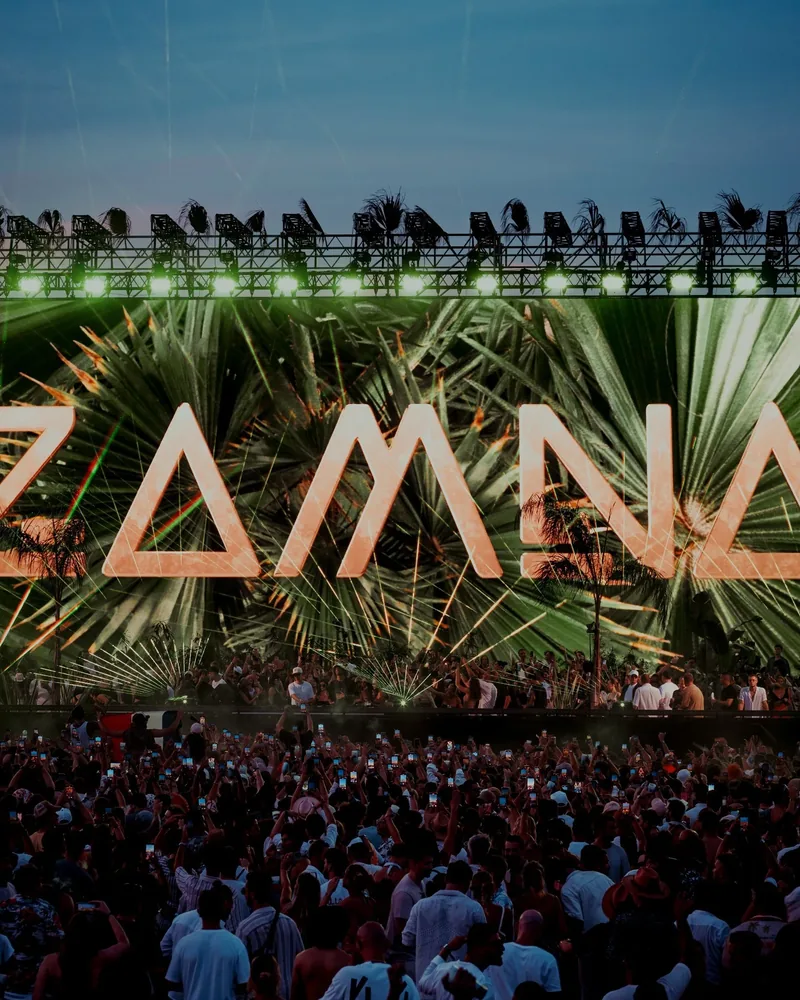 Crowd at a nighttime Zamna event